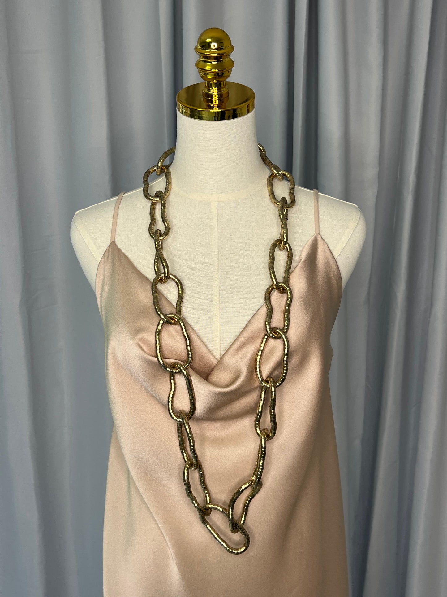 Collar largo tipo cadena
