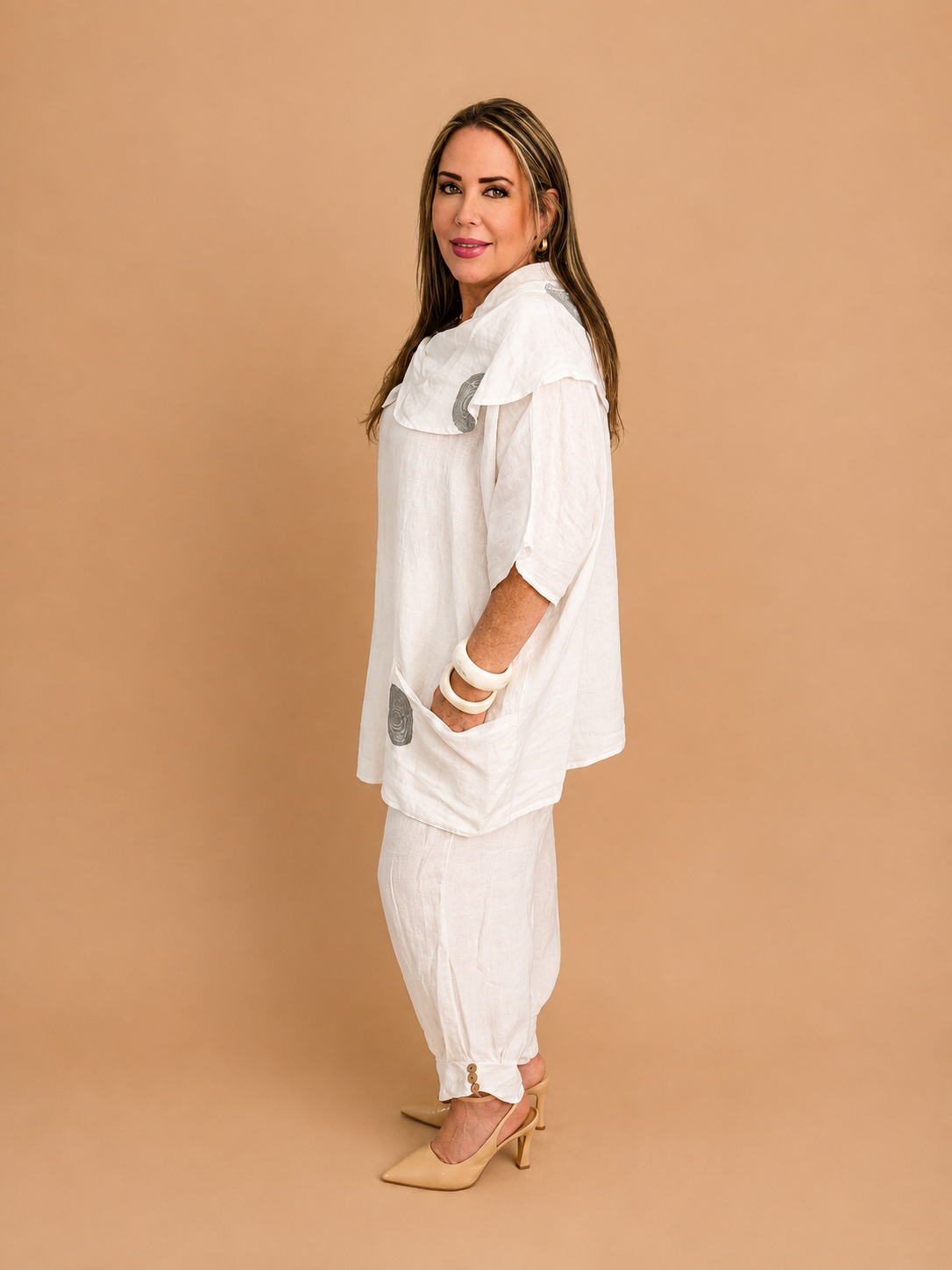 Set de Lino Blanco de Dos Piezas con Cuello Drapeado