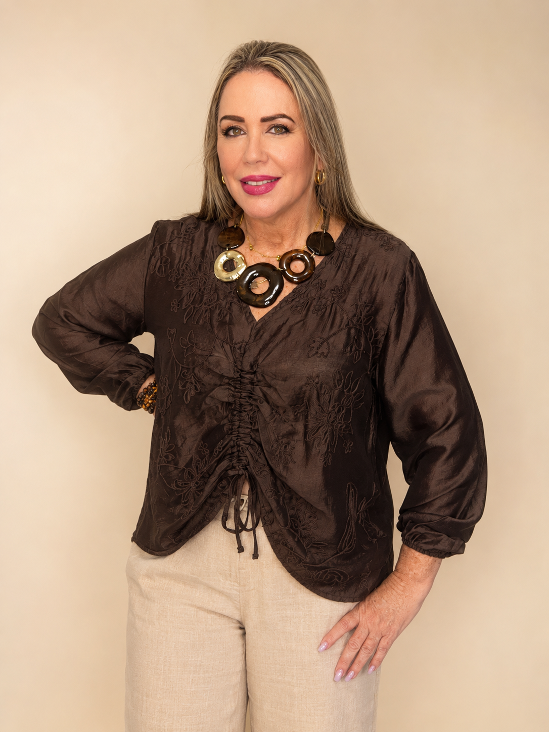 Blusa de Lyocell Bordada