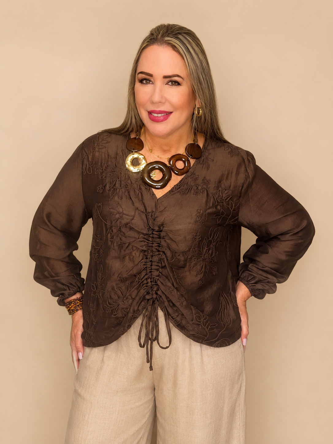Blusa de Lyocell Bordada