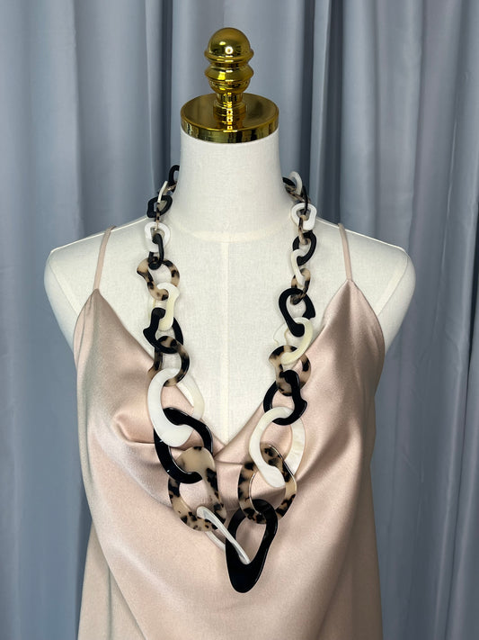 Collar de carey animal print